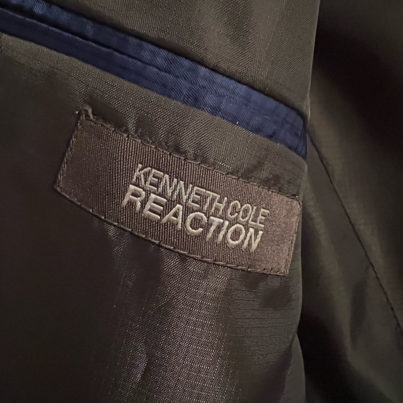 Kenneth Cole Reaction Stripe Suit Jacket. Sz 40 Regular. Lined. Perfect cond. - Picture 8 of 10